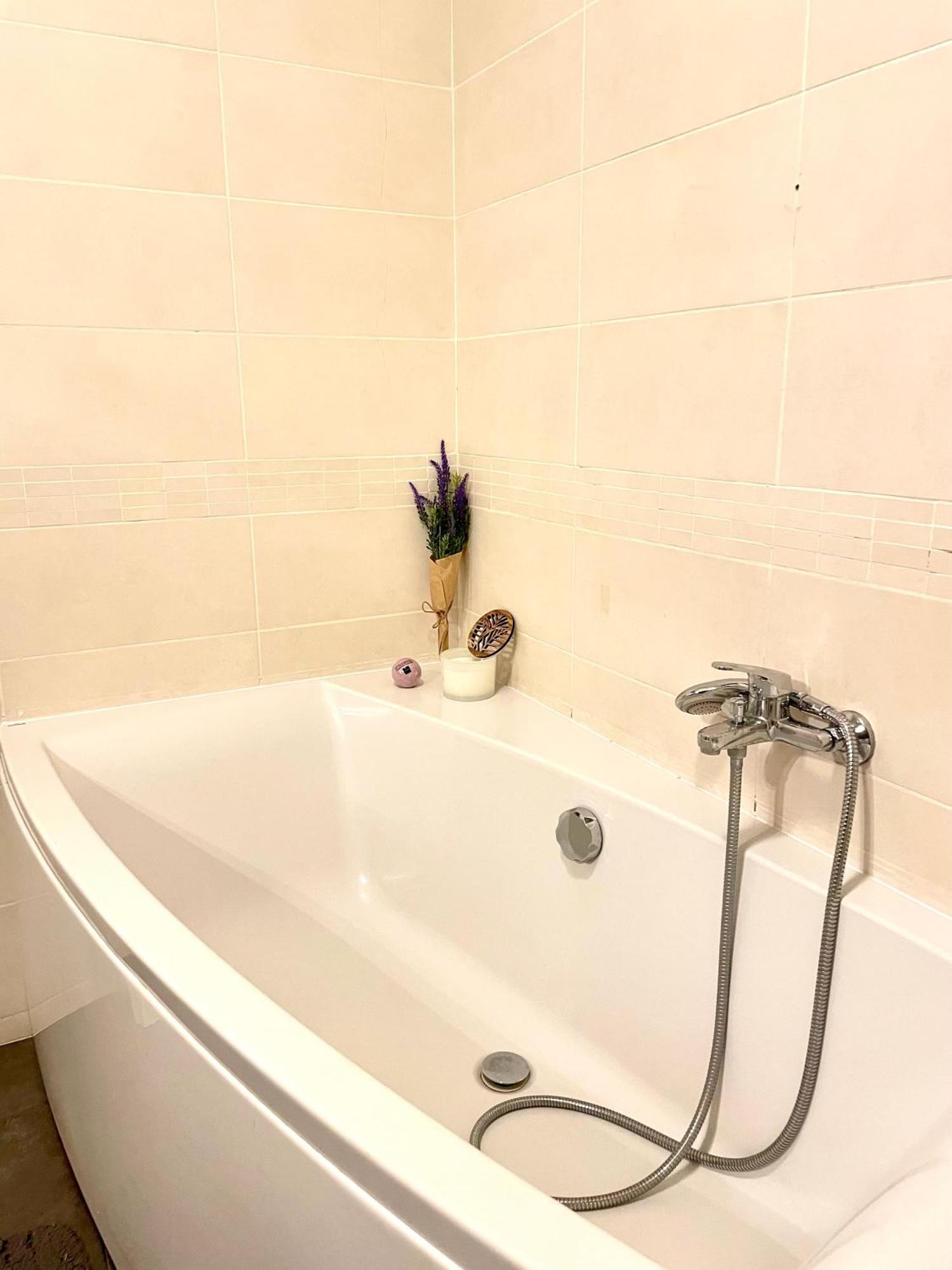 Moonlight Charming Shelter - 3Br 180º Balcony View Apartment ออราแด ภายนอก รูปภาพ